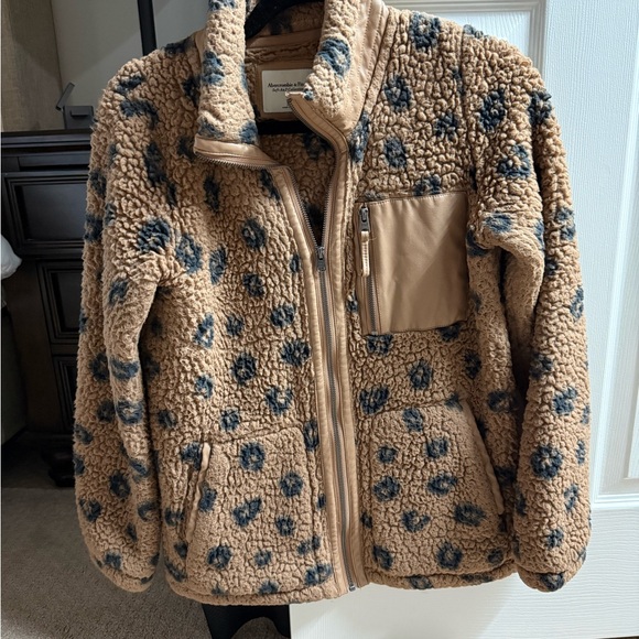Abercrombie & Fitch Jackets & Blazers - Abercrombie & Fitch Leopard Sherpa Jacket